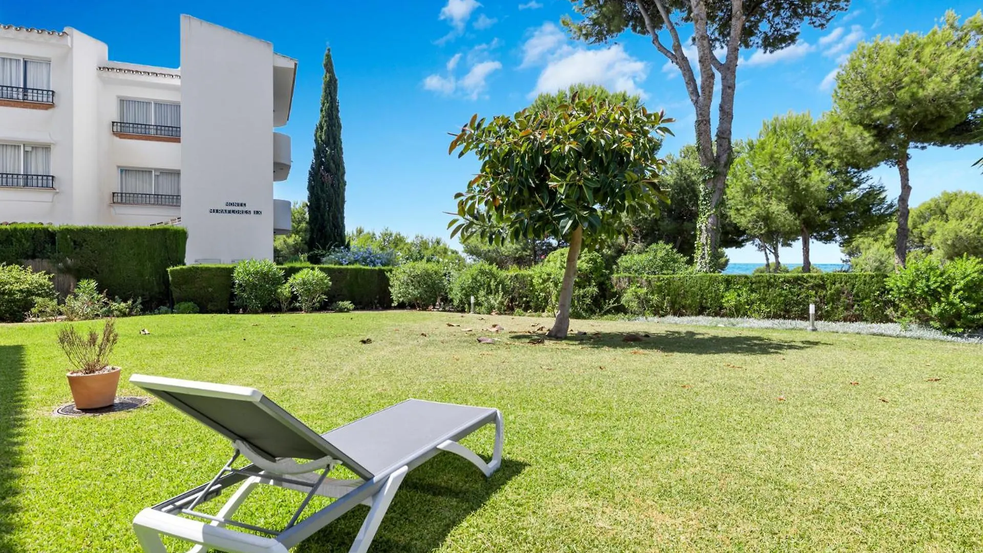 Garden Pool Apartment In Mijas By Costarentals - Ref 209 Fuengirola 0*,  Espanha